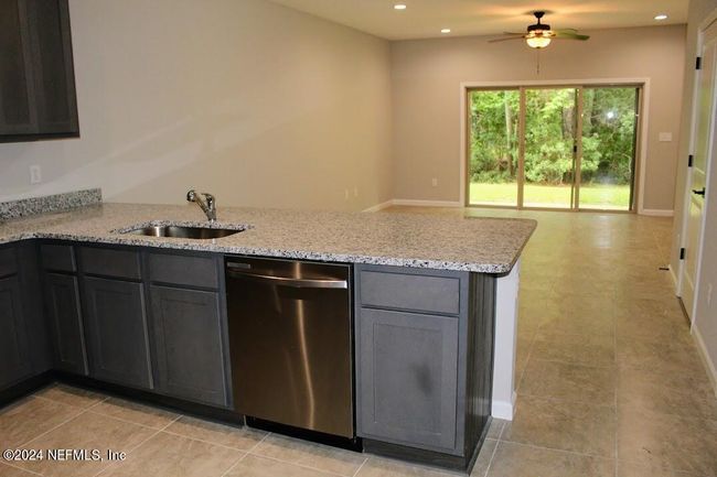 134 - 4152 Quiet Creek Loop, Condo with 3 bedrooms, 3 bathrooms and null parking in MIDDLEBURG FL | Image 4