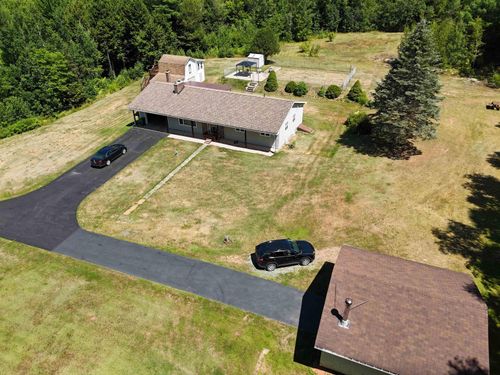 352 Lawrence Rd, Rockland, NS, B0P1E0 | Card Image