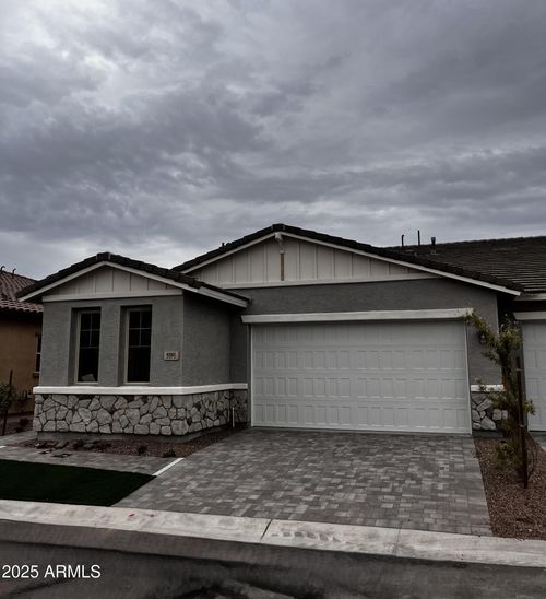 5591 N 205th Ln, Buckeye, AZ, 85396-4669 | Card Image