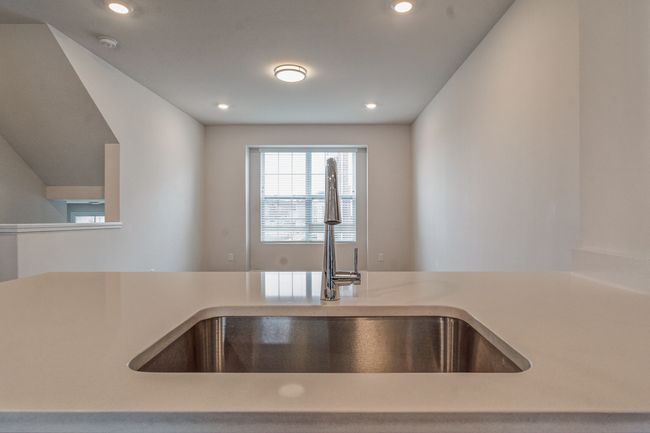 49791 Lantern Way, Condo with 2 bedrooms, 3 bathrooms and null parking in Canton MI | Image 14