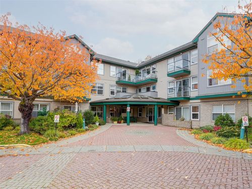 114-1485 Garnet Rd, Saanich, BC, V8P5T5 | Card Image