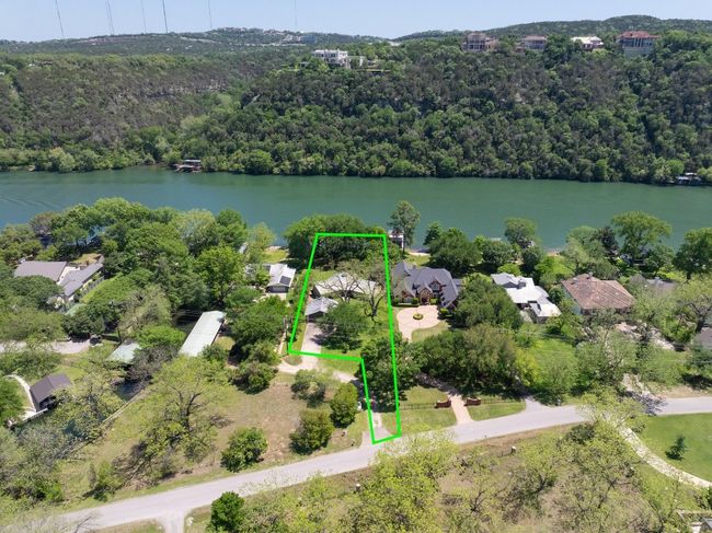 2401 Manana St, House other with 4 bedrooms, 4 bathrooms and 2 parking in Austin TX | Image 39