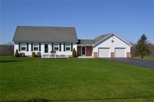 10538 Pavilion Center Rd, Pavilion, NY, 14525-9704 | Card Image