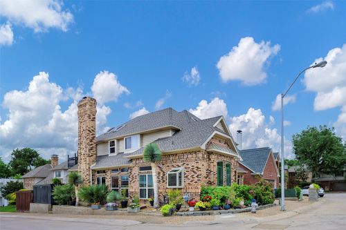 4123 Crossing Ln, Dallas, TX, 75220-5079 | Card Image