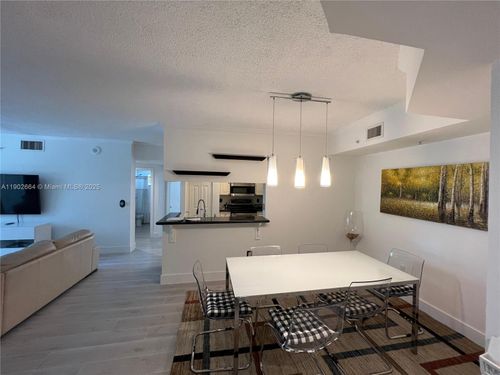 apt-1415-17100 N Bay Rd, Sunny Isles Beach, FL, 33160-3457 | Card Image