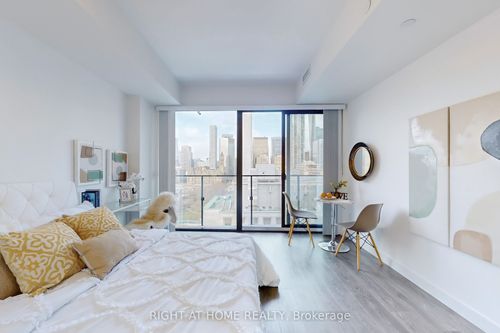 1409-215 Queen St W, Toronto, ON, M5V0P5 | Card Image