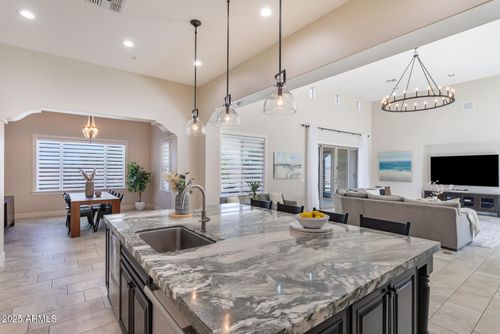 24272 N 72nd Way, Scottsdale, AZ, 85255-2886 | Card Image