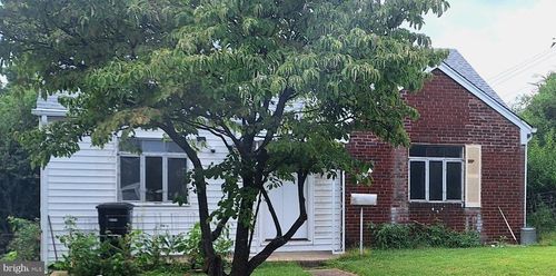 2020 S Pollard St, ARLINGTON, VA, 22204-5111 | Card Image