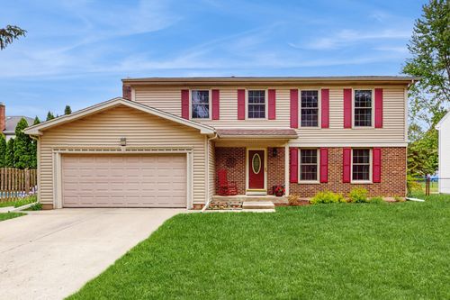 1056 Boxwood Dr, Crystal Lake, IL, 60014-8388 | Card Image