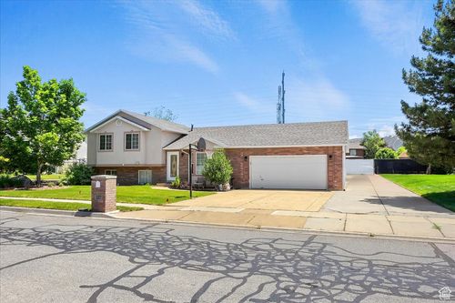127 1525, West Point, UT, 84015-4708 | Card Image