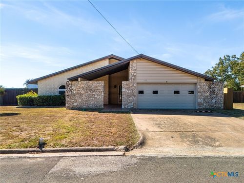 502 Fennimore Street, Gatesville, TX, 76528 | Card Image