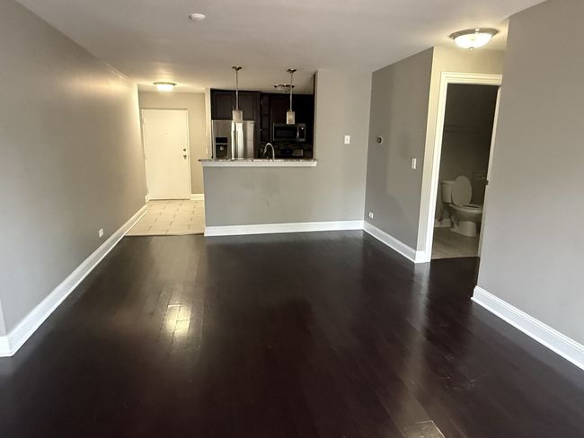 UNIT-102 - 774 Gary Ave, Condo with 2 bedrooms, 2 bathrooms and 2 parking in Carol Stream IL | Image 12