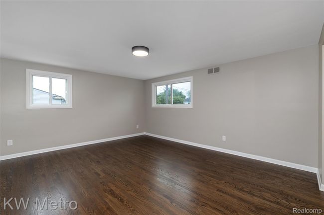 31-1607 Yorktown St 0008.jpg | Image 30
