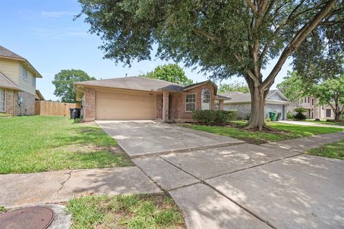 10911 Cedarburg Dr, Houston, TX, 77048 | Card Image