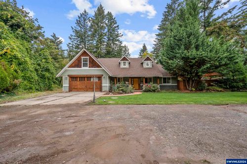 824 W Central Av, Gates, OR, 97346 | Card Image