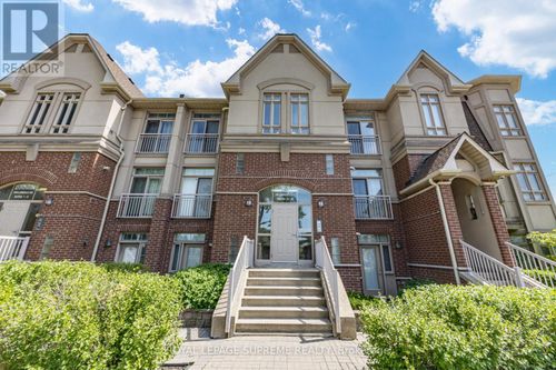 15-1949 Lawrence Avenue W, Toronto (Weston), ON, M9N1H3 | Card Image