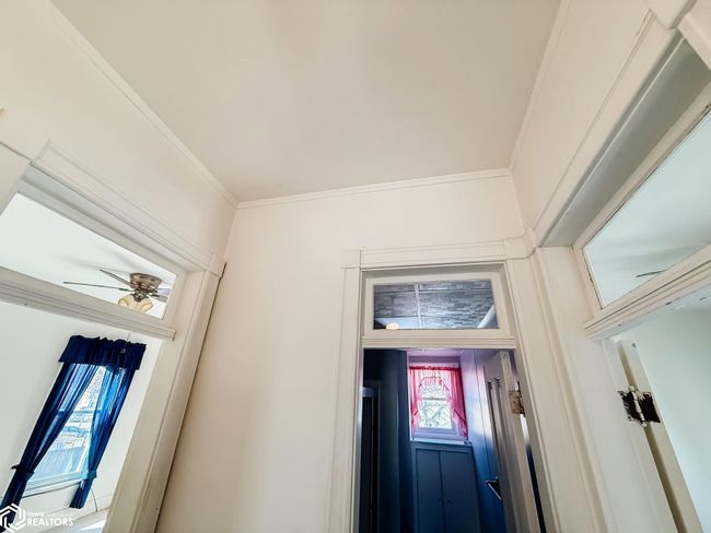 415 S Garfield Ave, Home with 4 bedrooms, 2 bathrooms and 2 parking in Burlington IA | Image 16