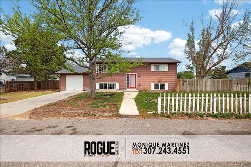 1960 Prairie Ln, Bar Nunn, WY, 82601-9419 | Card Image