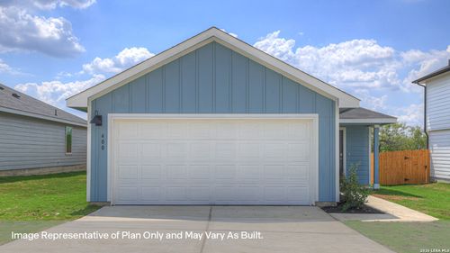 303 Windflower Cv, Luling, TX, 78648-1553 | Card Image