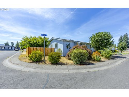 56-700 N Mill St, Creswell, OR, 97426-9681 | Card Image