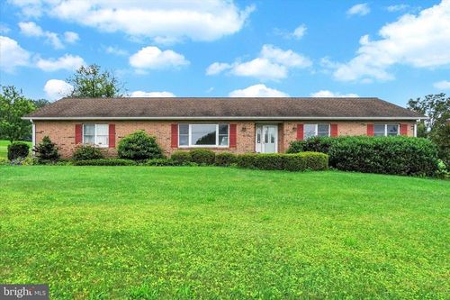 4356 Cherry St, Felton, PA, 17322-8527 | Card Image