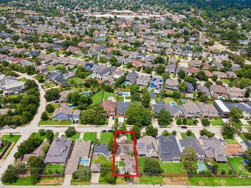 1249 Du Barry Ln, Houston, TX, 77018-5237 | Card Image