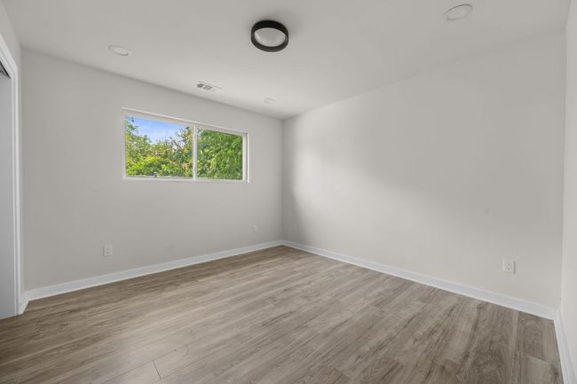 2101 Vanderbilt Ln, House other with 3 bedrooms, 2 bathrooms and null parking in Austin TX | Image 20