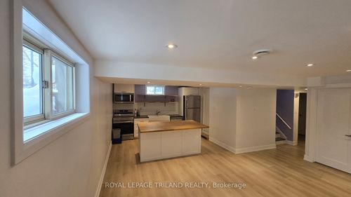 lower-527 Hale St, London, ON, N5W1G9 | Card Image