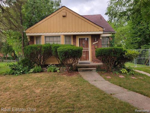 17717 Greenview Ave, Detroit, MI, 48219-3588 | Card Image