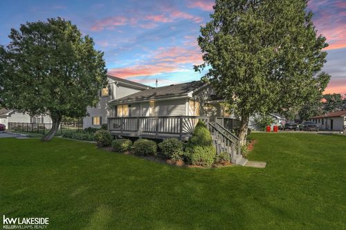 39904 Elmite St, Harrison Township, MI, 48045-2054 | Card Image