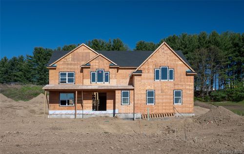 40 Abu Mousa Drive, LaGrange, NY, 12540 | Card Image