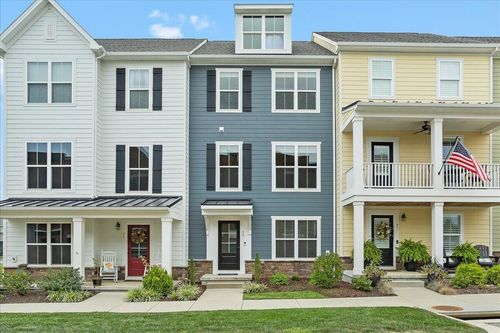 79 Broad St, Daleville, VA, 24083-1117 | Card Image