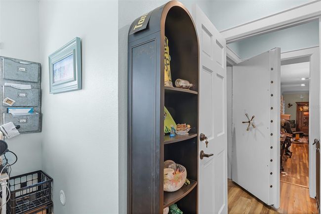 Panic/Safe room, 5x8' | Image 28
