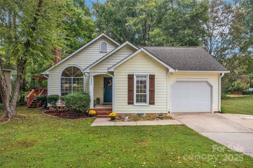 1306 Sugar Hollow Dr, Charlotte, NC, 28214-8612 | Card Image