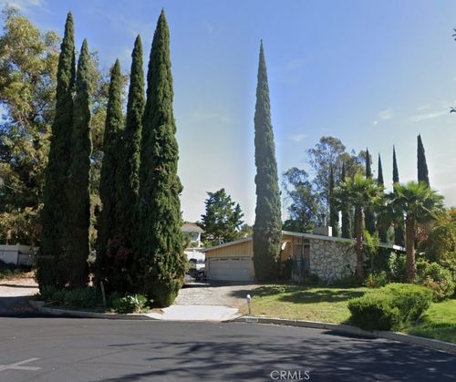 17441 Mayflower Dr, Granada Hills, CA, 91344-2223 | Card Image