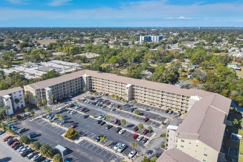 k118-3534 Lake Bayshore Dr, BRADENTON, FL, 34205-5170 | Card Image