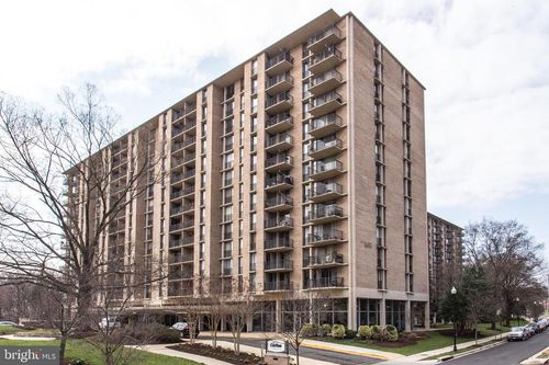226-4600 S Four Mile Run Dr, ARLINGTON, VA, 22204-3510 | Card Image