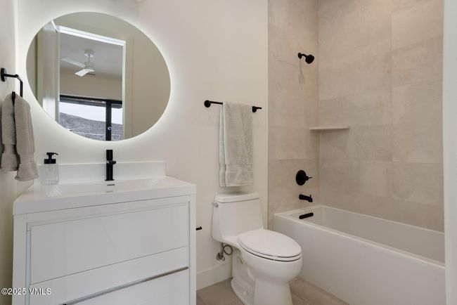 W - 824 Eagle Drive Cir, Home with 5 bedrooms, 5 bathrooms and null parking in Avon CO | Image 37
