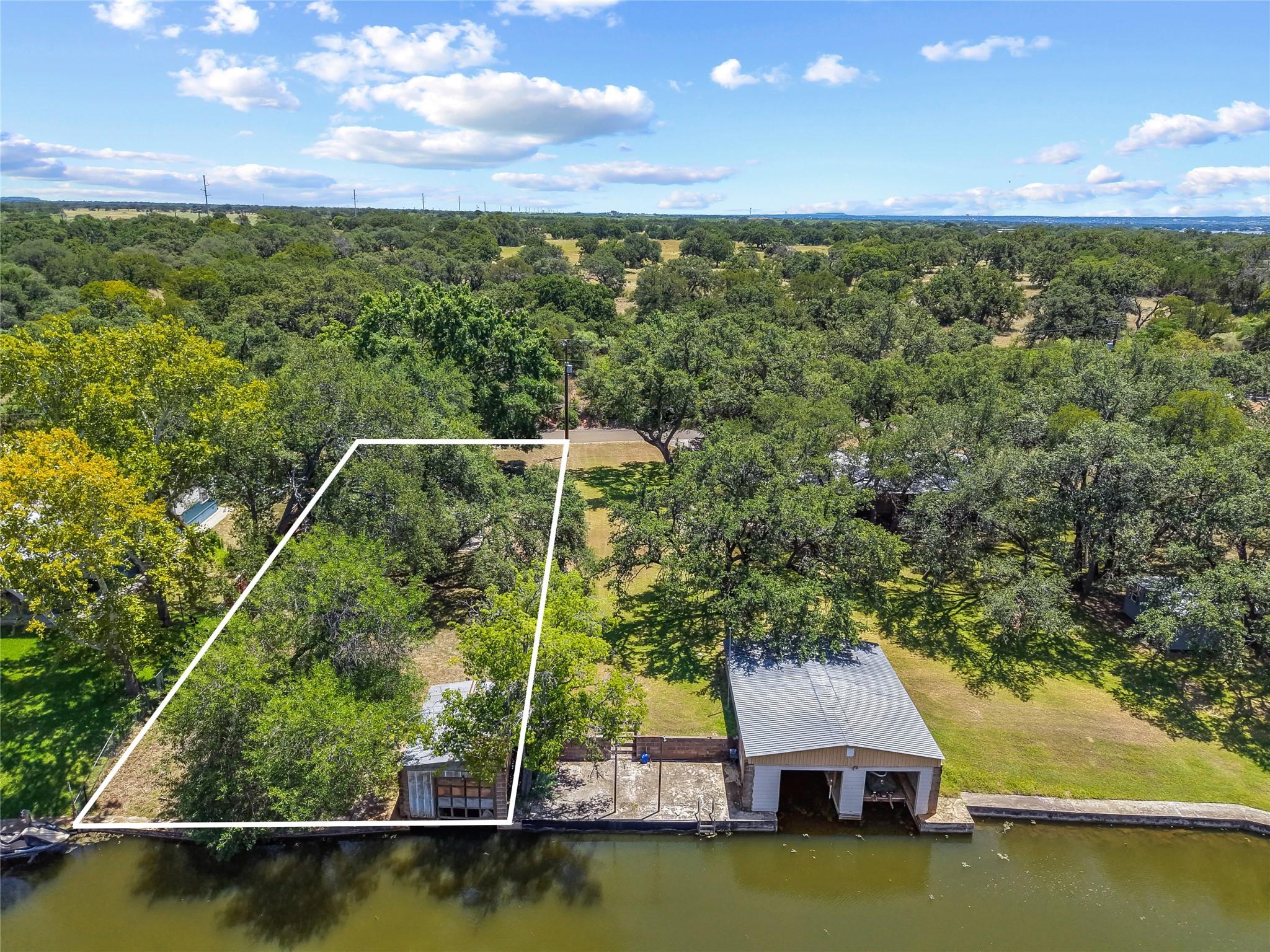 Land in Kingsland 5