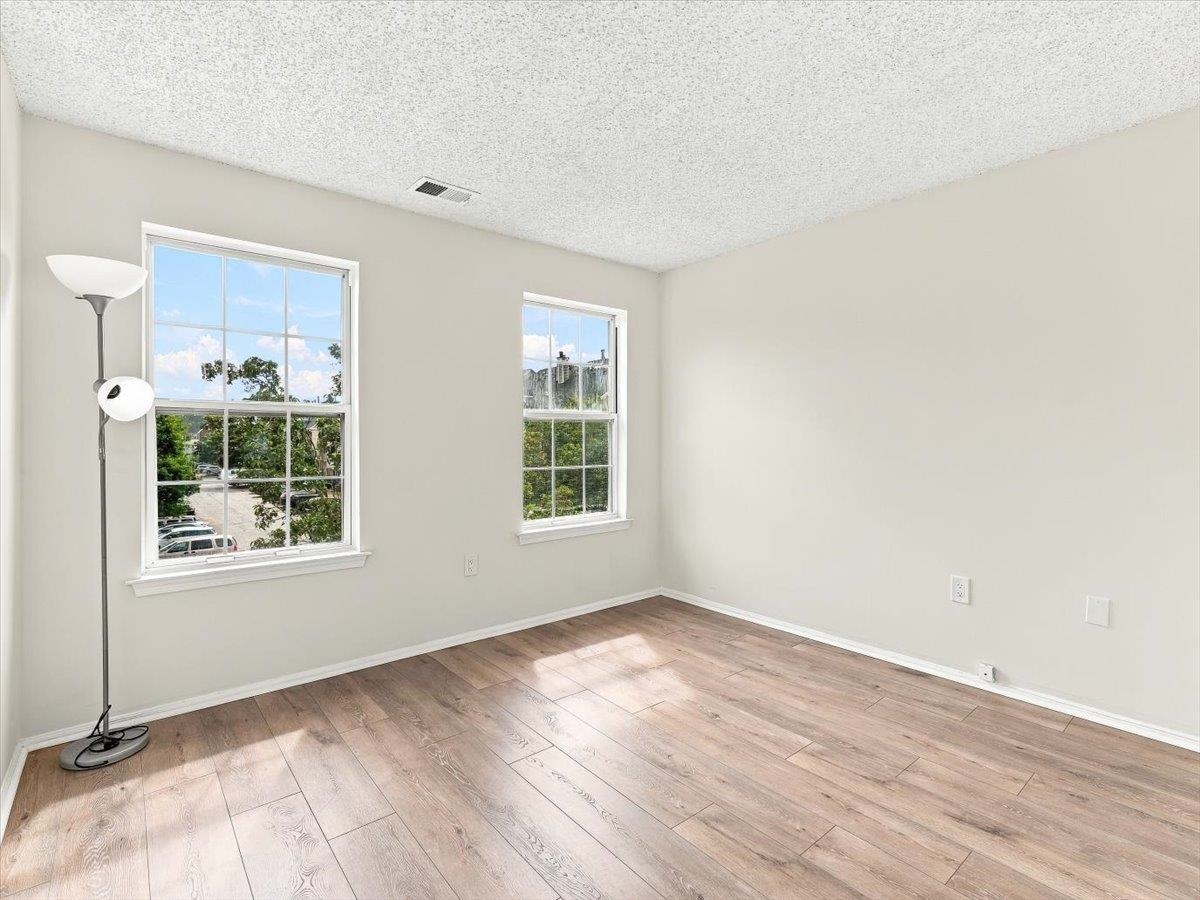 Residential Lease in JC, West Bergen 3