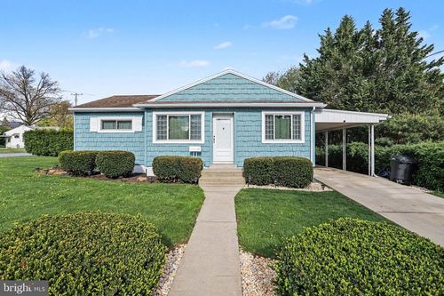 520 N 8th Ave, LEBANON, PA, 17046-8201 | Card Image