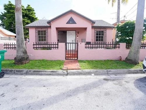 71 Nw 18th Ave, Miami, FL, 33125-5405 | Card Image