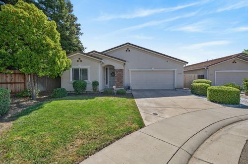 8598 New Valley Way, Sacramento, CA, 95828 | Card Image