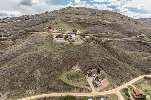 28-28 E Hollow Dr, Coalville, UT, 84017-9504 | Card Image