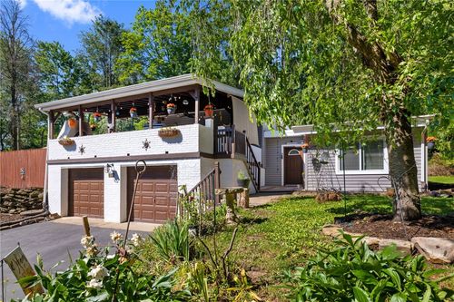 112 Wagon Wheel Ln, Pittsburgh, PA, 15238-1237 | Card Image
