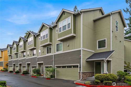 e5-23000 Ne 8th St, Sammamish, WA, 98074-2306 | Card Image