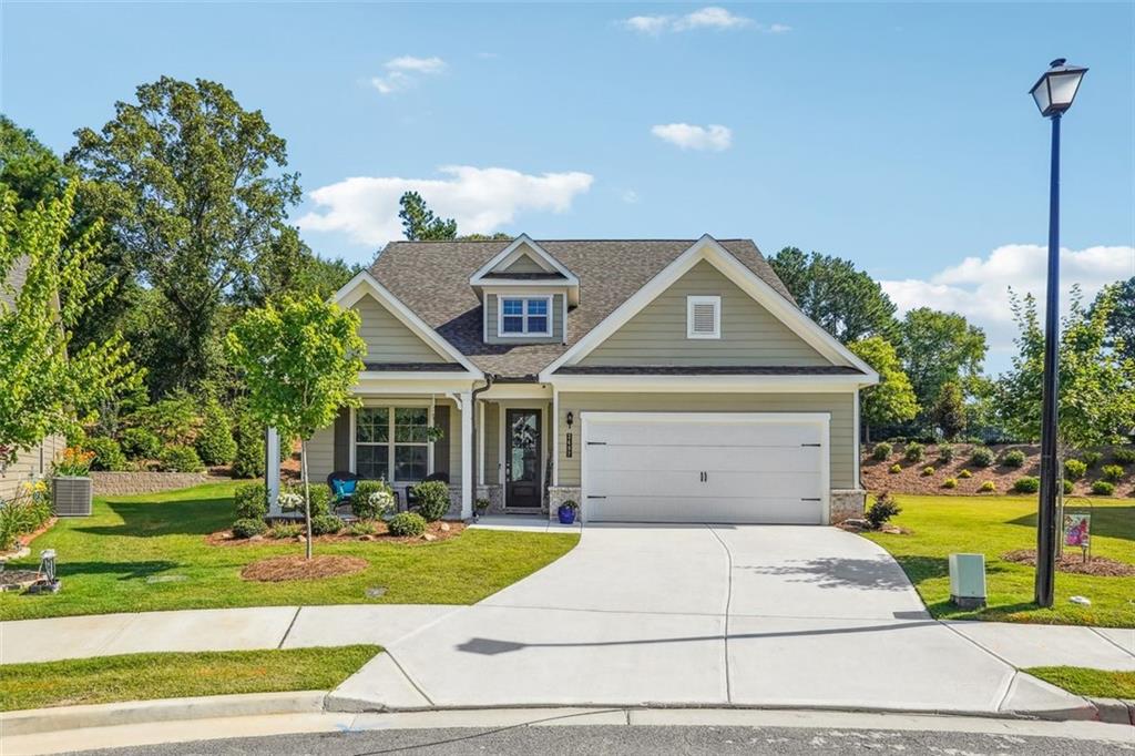 Knob Creek Dr, Snellville, GA 30078