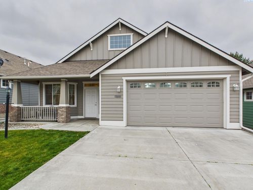 7810 W 21st Ave, Kennewick, WA, 99338 | Card Image