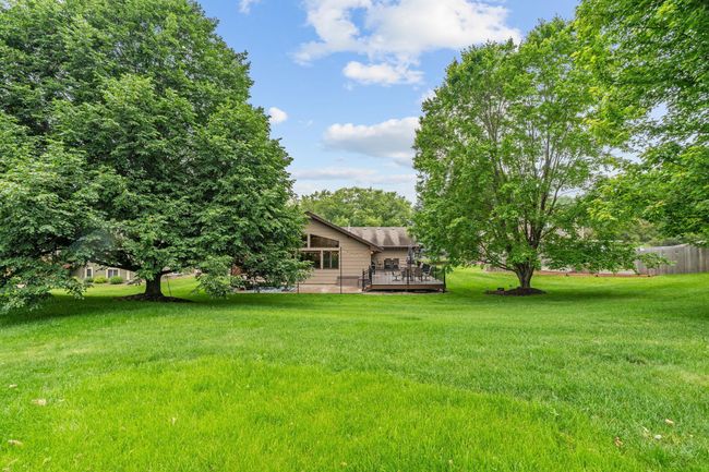You'll love the huge backyard! | Image 54