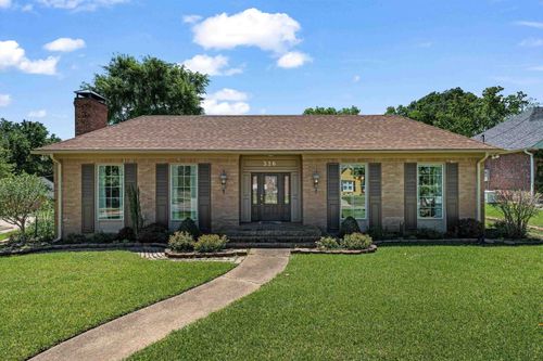 326 E Main St, Henderson, TX, 75652-3202 | Card Image